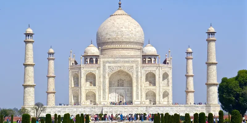 attraction qmxgage niche blog