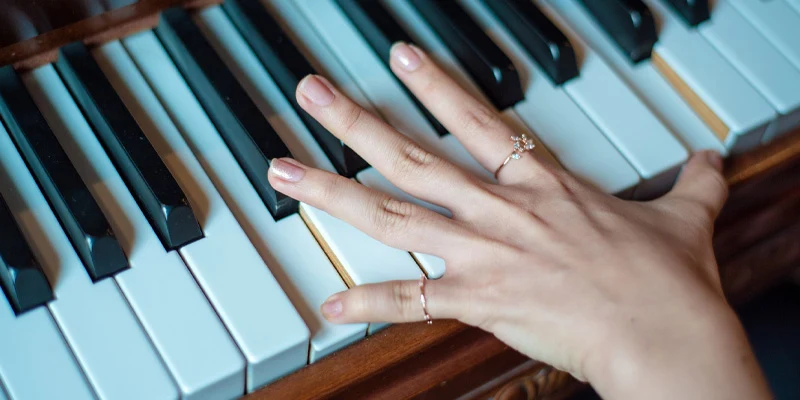 learn piano lbds niche blog